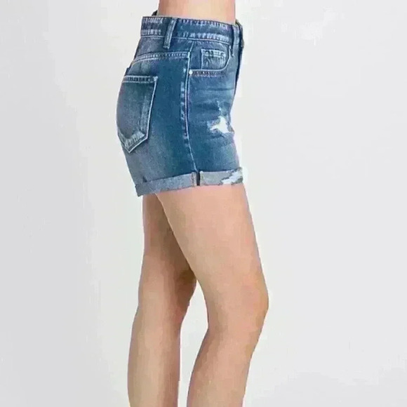 NWT Rolled hem distressed shorts - Picture 7 of 9